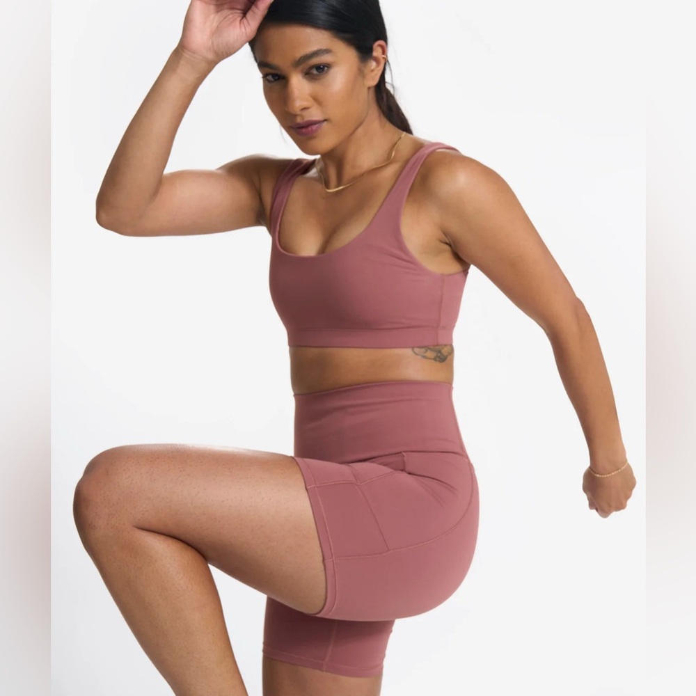 VUORI women’s bra | NWT |